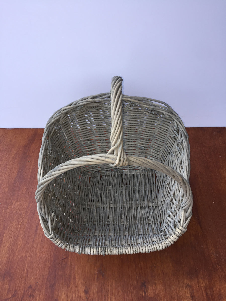 Cane basket with handle Ariarper Vintage Co