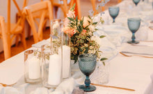 Load image into Gallery viewer, Blue Wine Glasses
