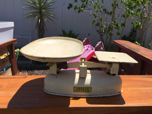 Vintage scales