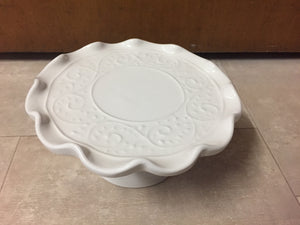 White cake stand with frill