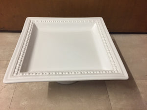 Square white cake stand