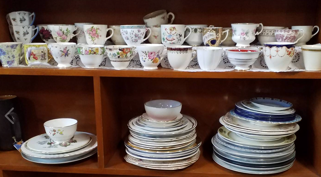 Vintage tea cups and saucers