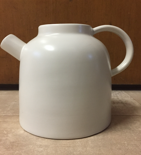Tea pot white